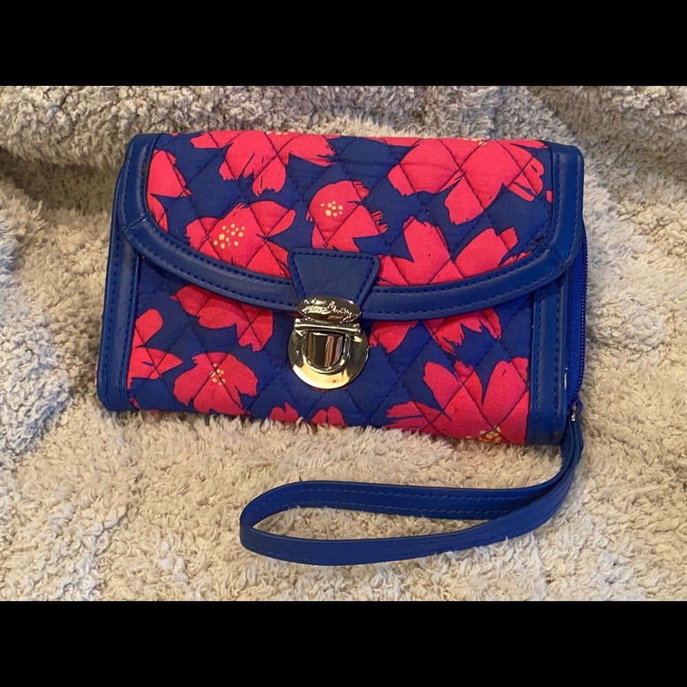 Vera Bradley Zip Around Wristlet